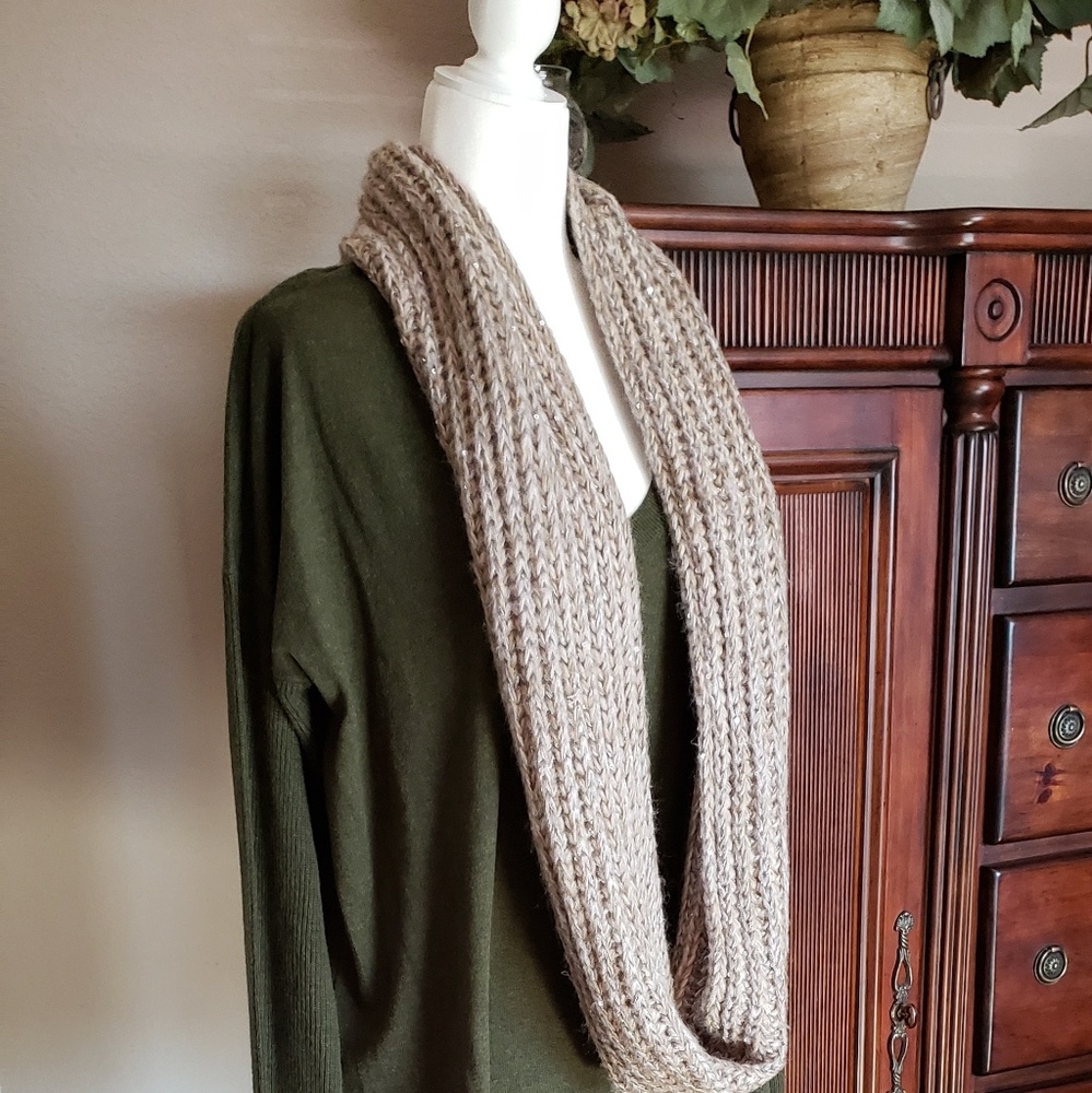 Infinity Scarf - Picture 3 of 3